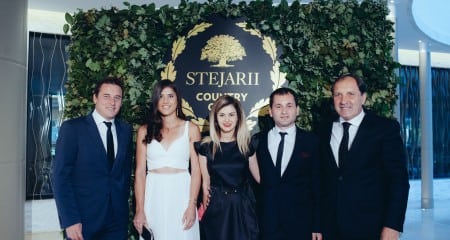 Covor rosu lansare Stejarii Country Club