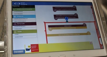 05 Shopping cart with tablet for Smart Shopping experience in Carrefour store 4