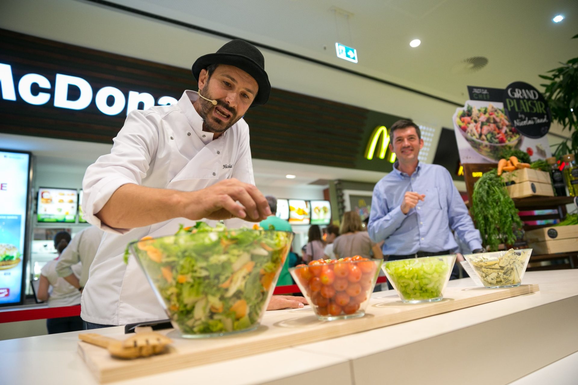 Preparare salata Grand Plaisir