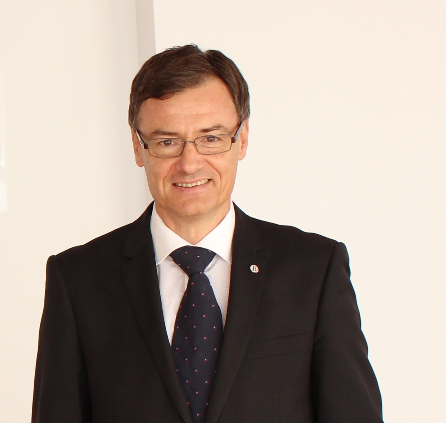 Libra Internet Bank reduce comisioanele pentru persoane juridice