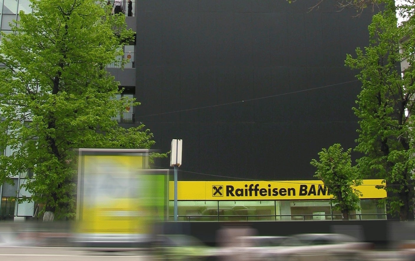 Raiffeisen Bank1 e1458142630849