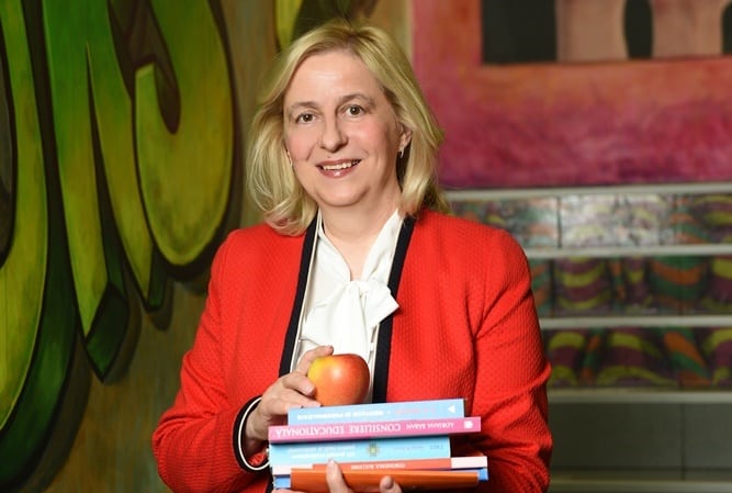 Ileana Bivolaru Scoala Europeana 0941 crop