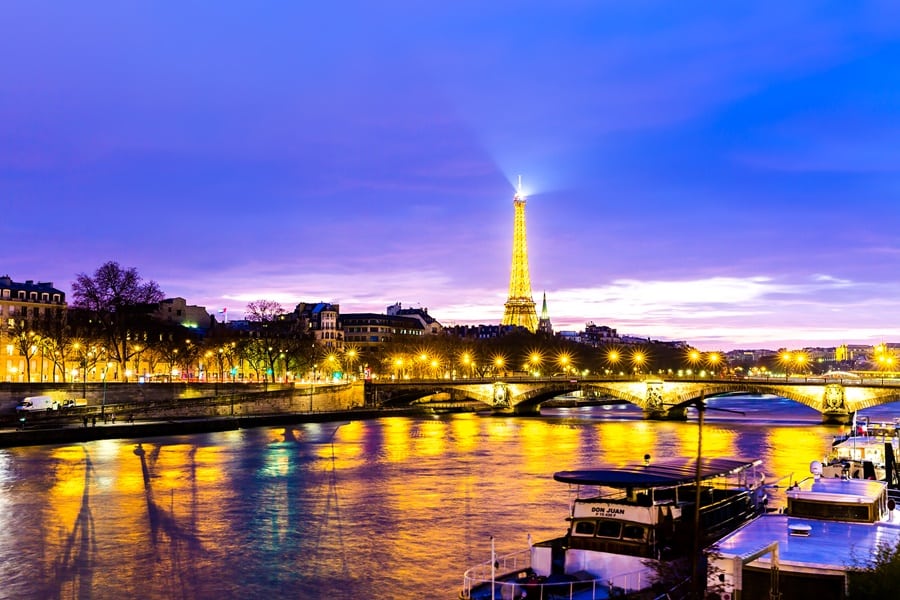 Revista Biz îsi mută redacția în Paris