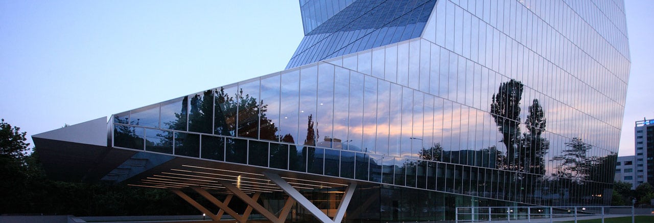 Saint-Gobain achiziționează compania Pietta Glass