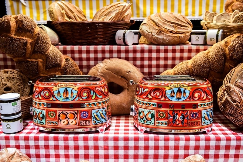Electrocasnicele Dolce&Gabbana și Smeg, pe piața din România din decembrie 2017