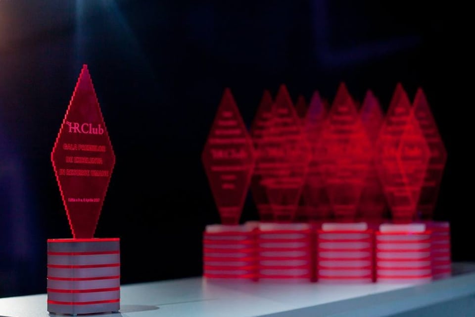 12 companii şi-au adjudecat trofee la Gala HR Club!