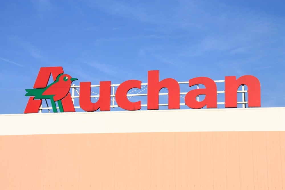 Auchan deschide primul supermarket din România