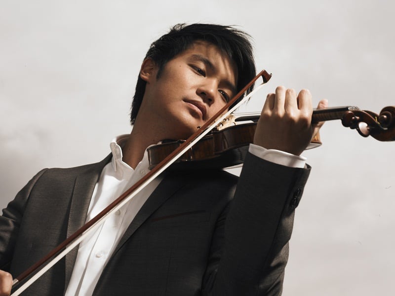Violonistul Ray Chen vine la Festivalul Enescu pe 12 septembrie