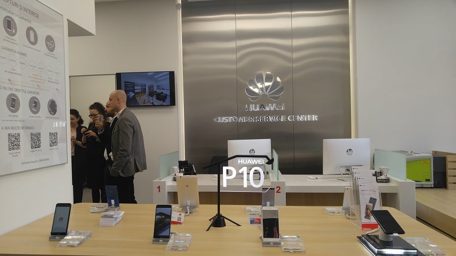 Huawei deschide în București primul Customer Service Center
