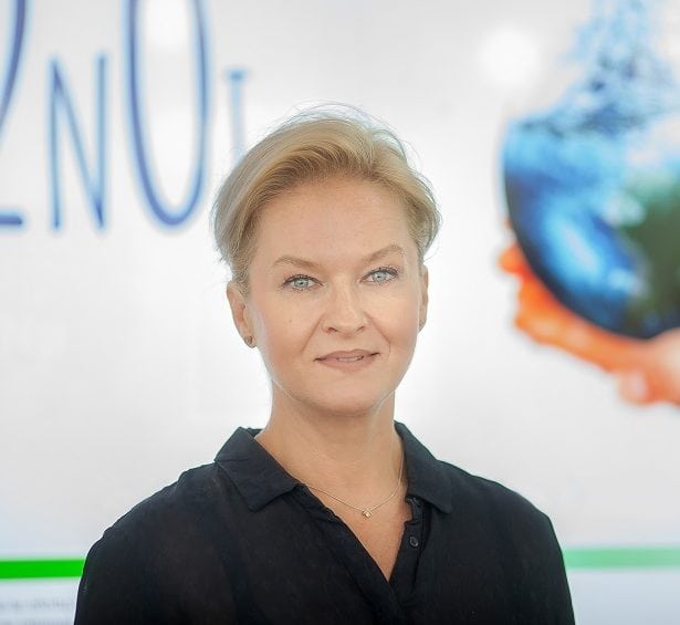 Mona Nicolici revine în presă