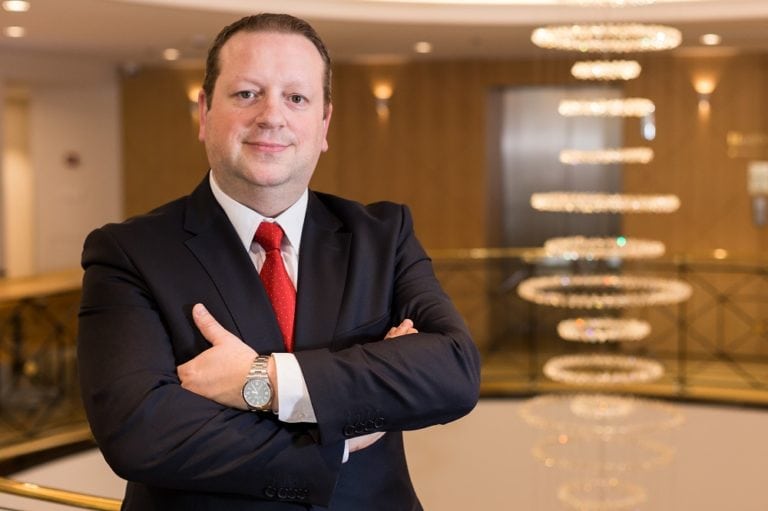Rainer Gieringer GM Hilton