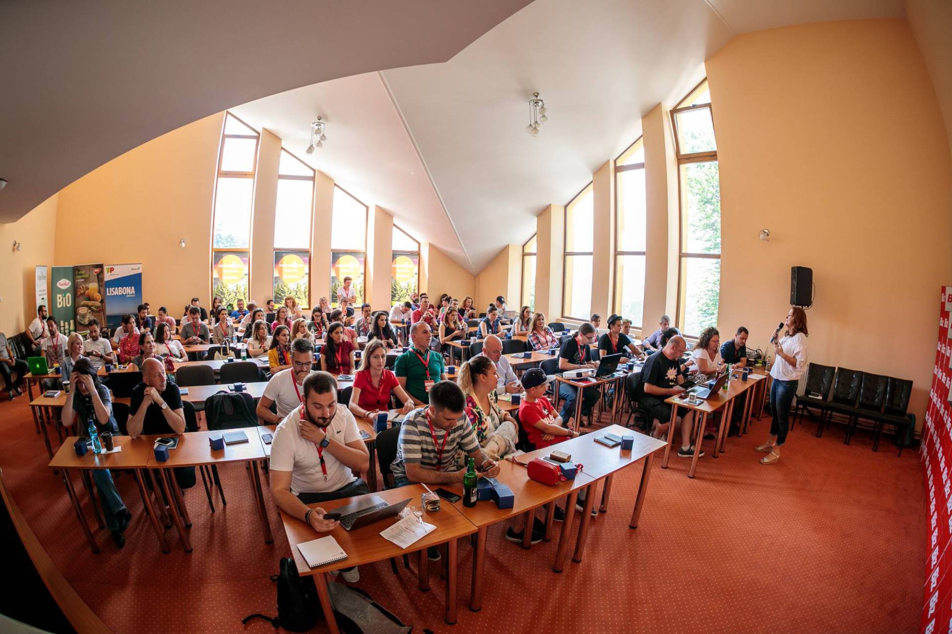 De ce are succes Biz Social Media Camp de la Pârâul Rece
