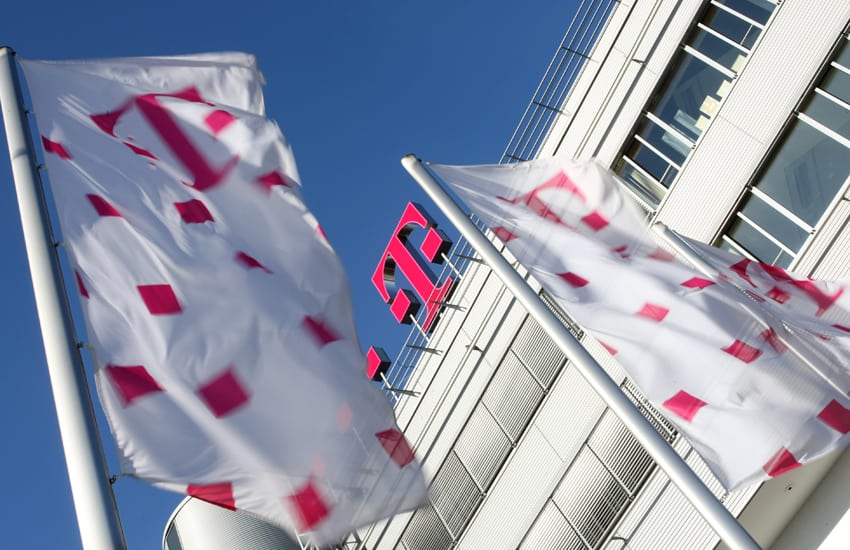 Telekom vinde un teren din Floreasca cu peste 18 mil. euro