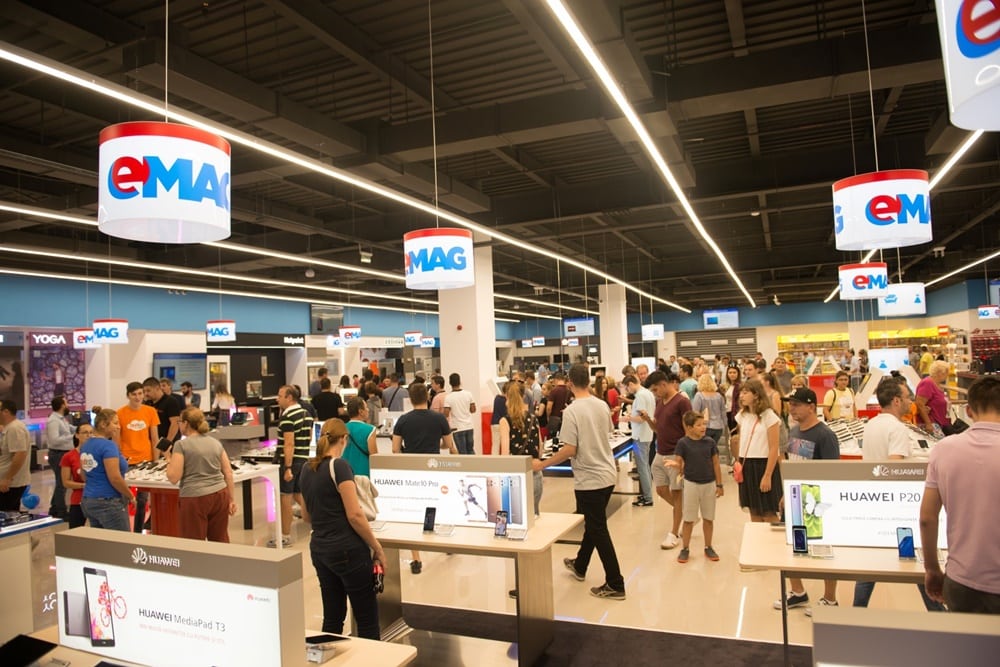 Vânzări record în showroom-ul eMAG din Băneasa în primul weekend de la deschidere