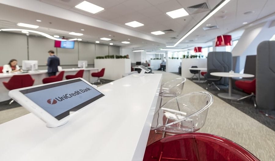 UniCredit Bank remodelează sucursalele