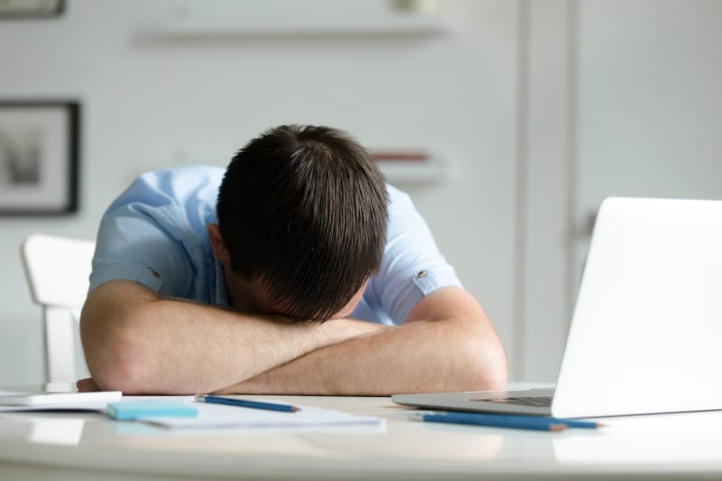 Ce-ai făcut în ultimii cinci ani? 76% dintre angajații români au suferit de burnout