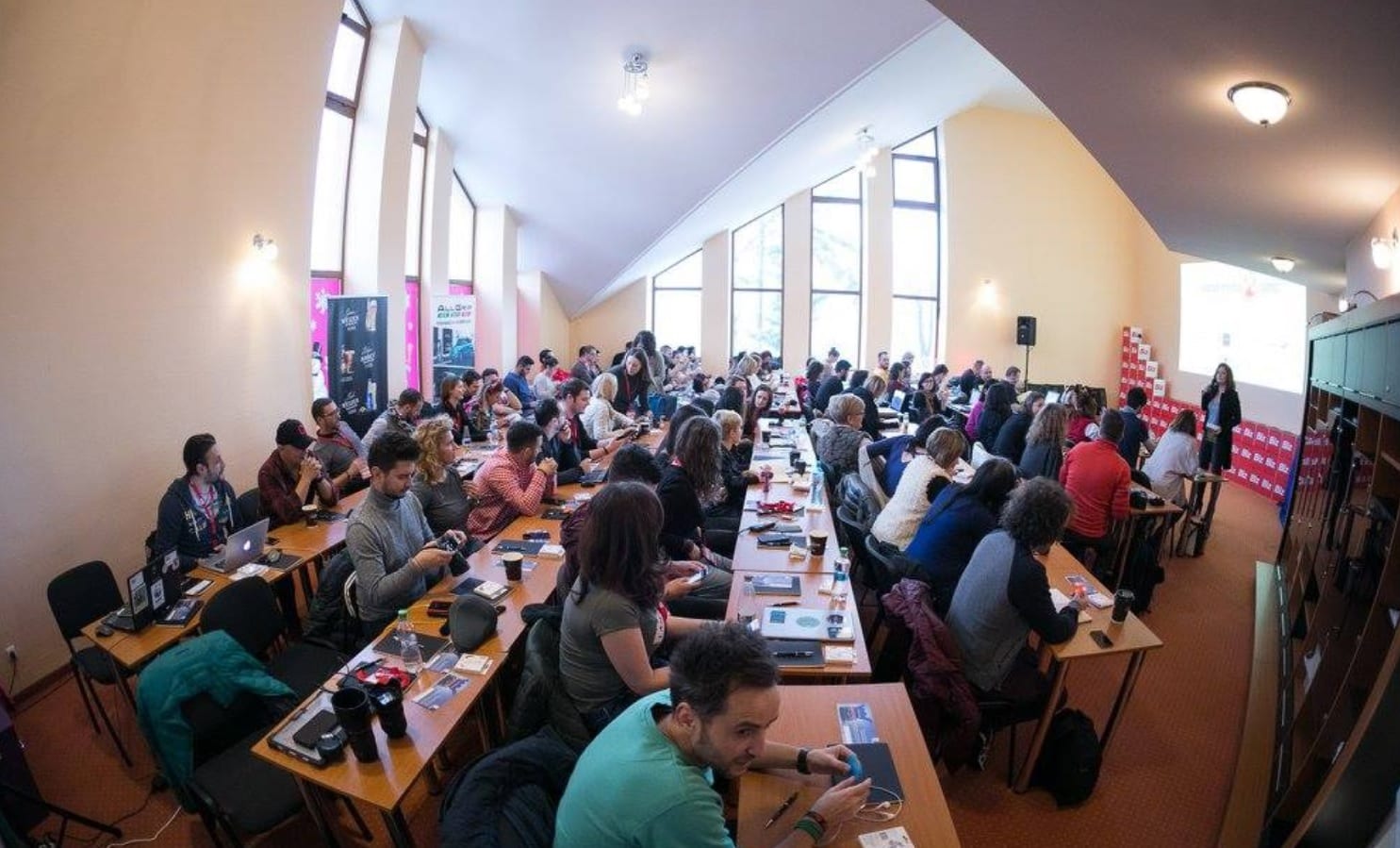 Începe Biz SMS Camp, ediția a 16-a