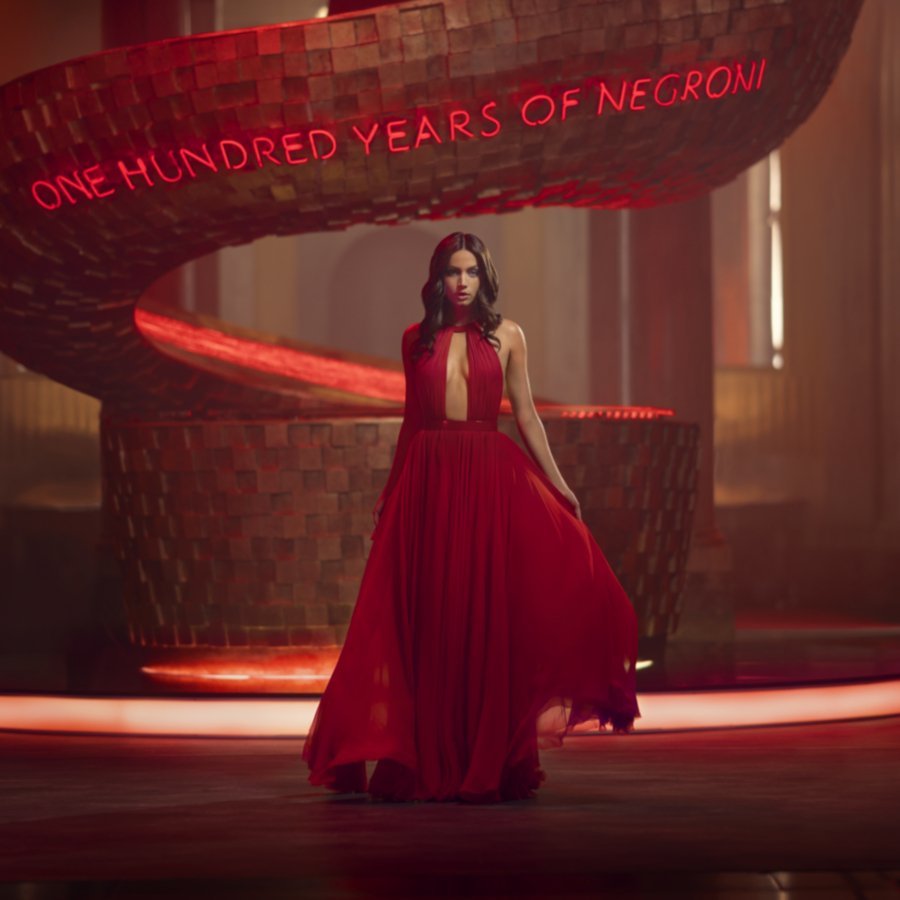 Cea mai nouă producție Red Diaries: ”Entering Red”