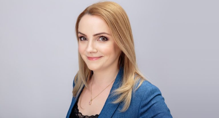 Raluca Radu Answear2