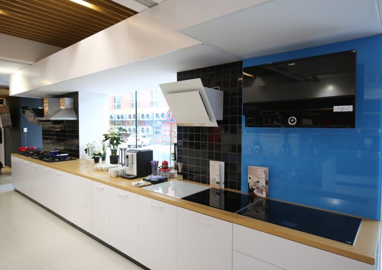 Showroom4 1600