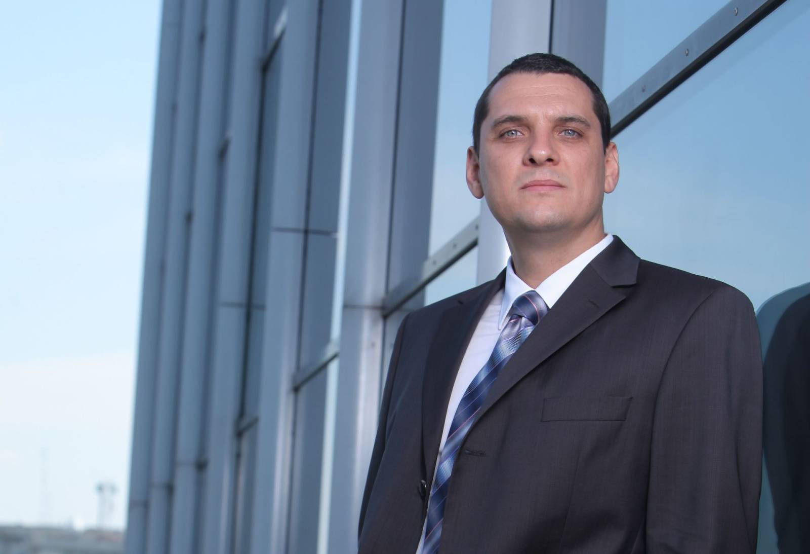 Parteneriat eMAG - SymphoPay pentru Priority Pay