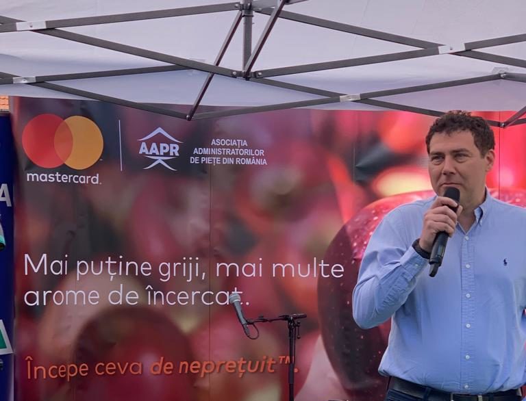Plăți cu cardul la piață