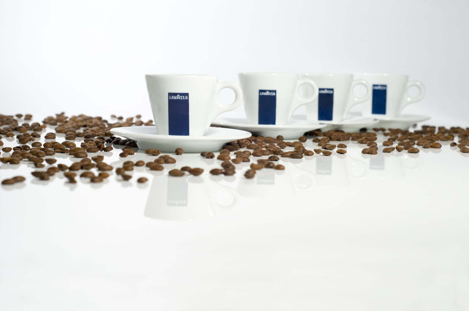 Lavazza are un nou distribuitor în România