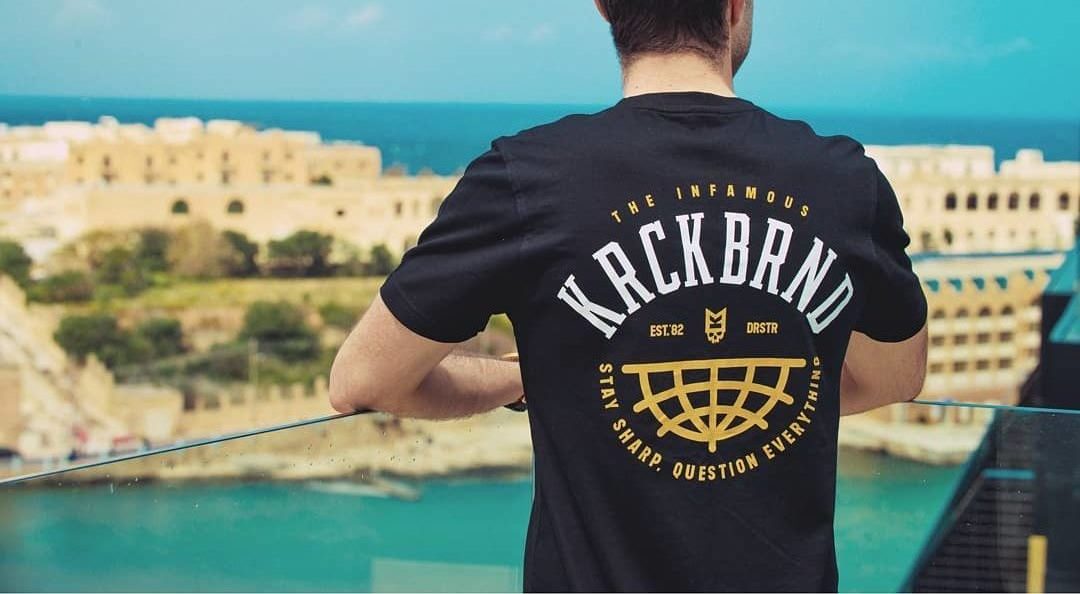 De vorbă cu fondatorii KRACK, streetbrandul de lifestyle românesc