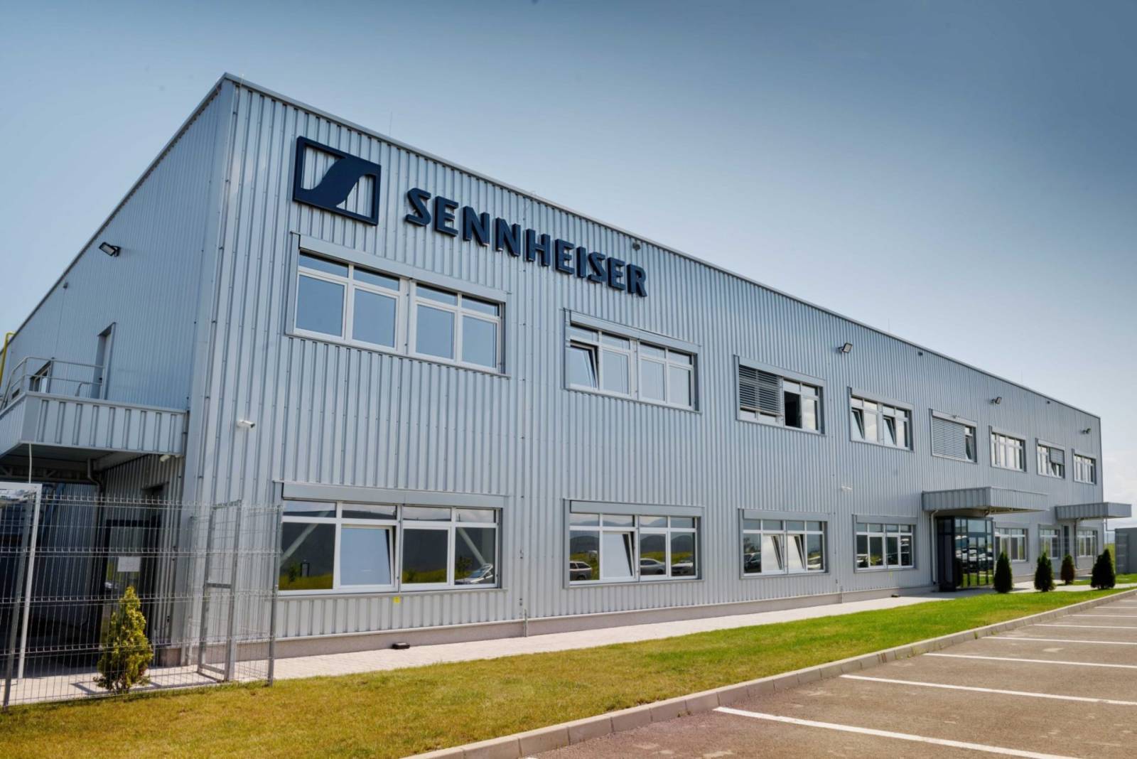 Sennheiser a început producția în noua fabrică din Brașov