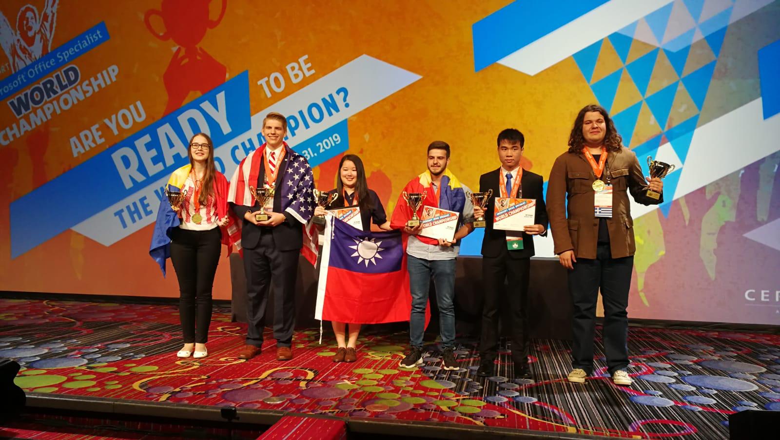România premiată cu aur și bronz la campionatul mondial Microsoft Office