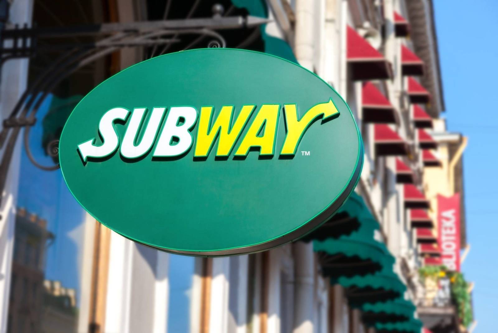 Conceptul “Fresh Forward Décor” de la Subway, în Cluj-Napoca și Iași
