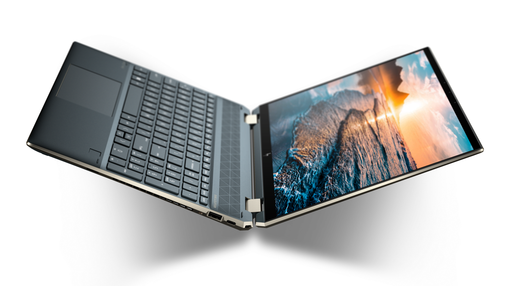 HP lansează dispozitive fabricate din plastice reciclate din oceane