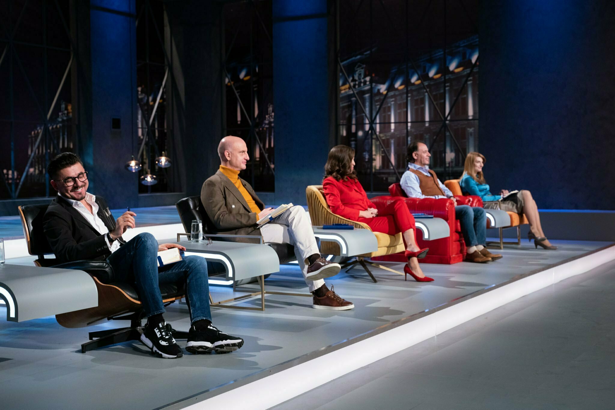 Începe Imperiul Leilor, show-ul TV care investește în cele mai bune idei de afaceri