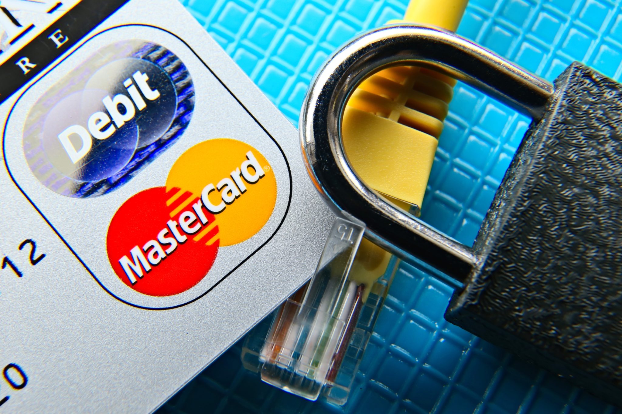 Primul Centru European de Rezistență Cibernetică