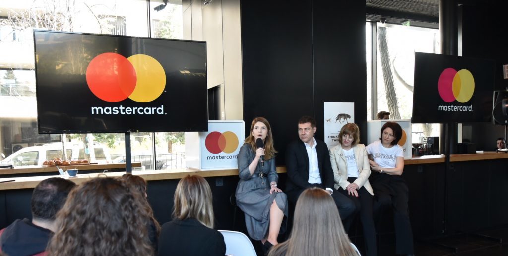 Mastercard donează 100.000 euro pentru lupta împotriva COVID-19