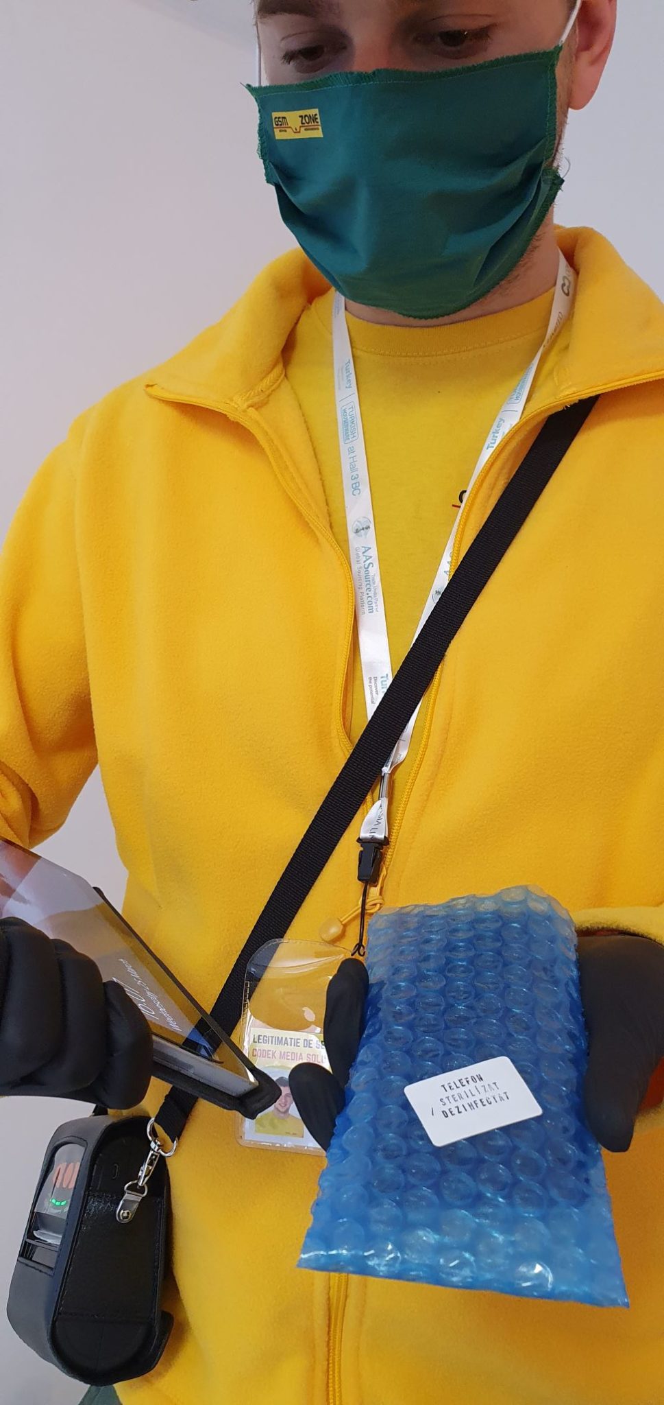 Ți s-a stricat laptopul sau smartphone-ul? Un service IT preia echipamentul și îl livrează ulterior ...