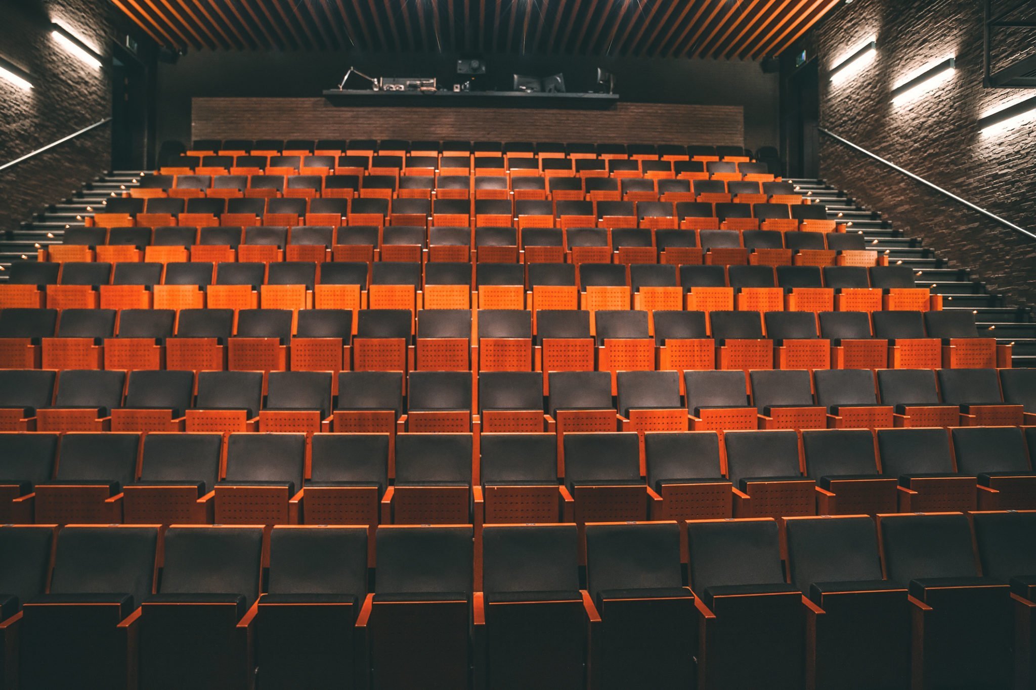 BizRemote: UPDATE-Evenimentele culturale amânate sau anulate