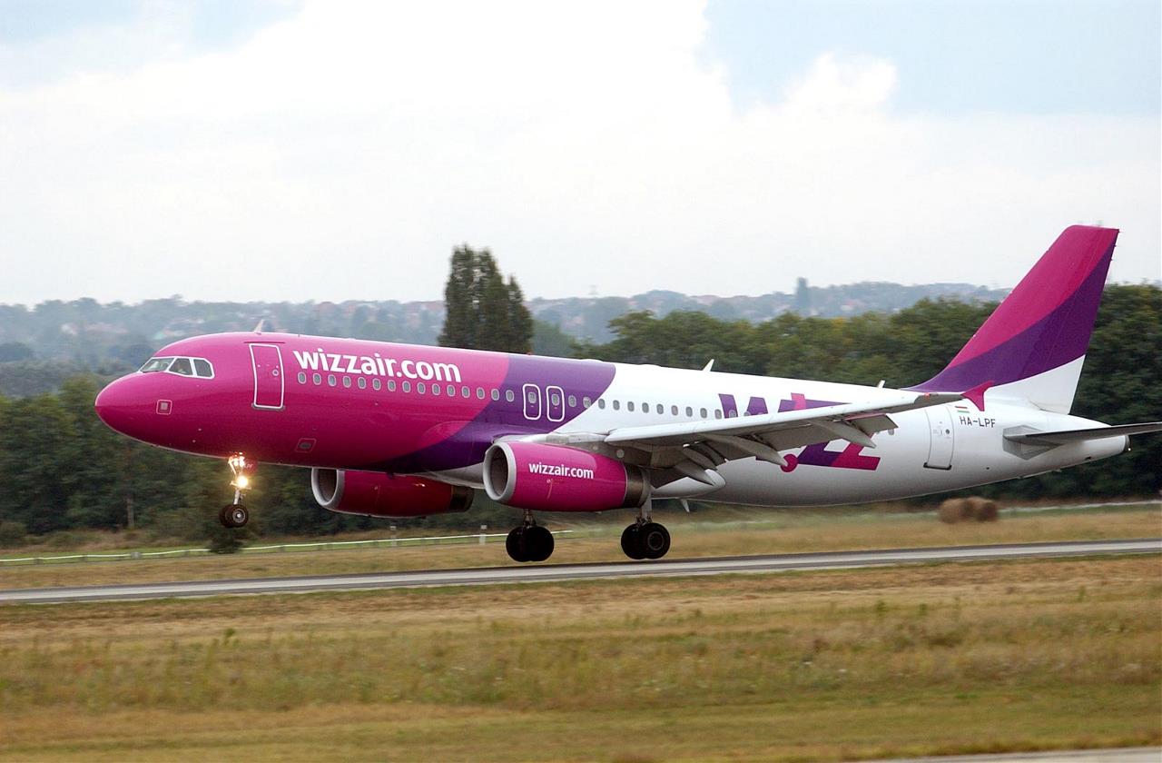 Wizz Air vine cu o reducere de 20% la zboruri pentru membrii Wizz Discount Club