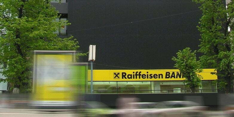 Raiffeisen Bank: rate amânate pentru peste 25.000 de clienți
