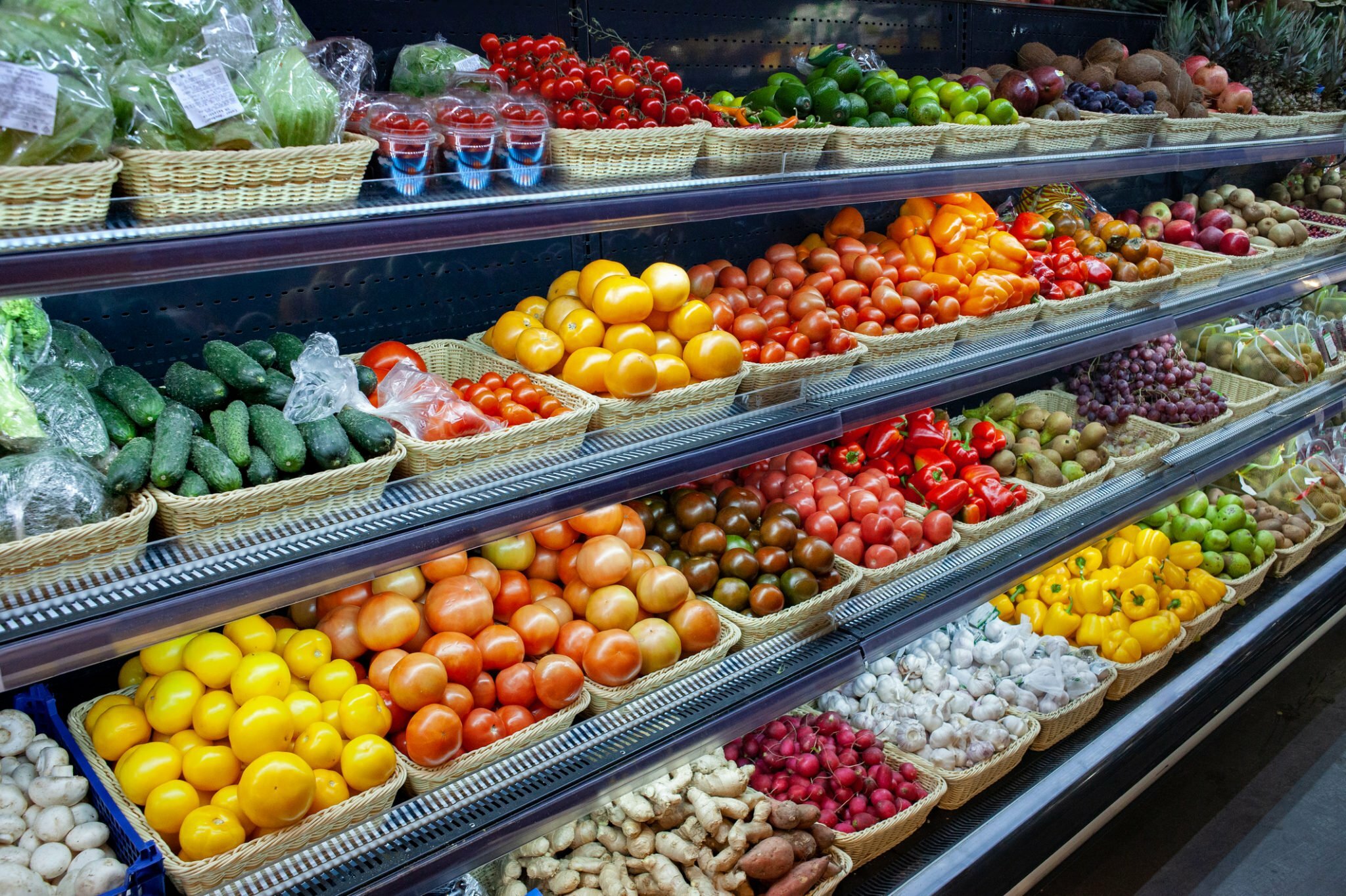 Mega Image susține producătorii locali prin programul „Gusturi Românești de la gospodari”