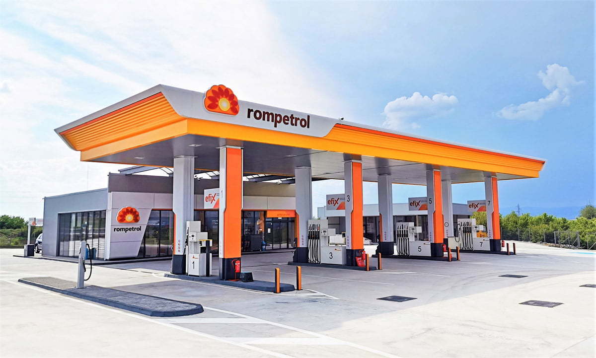 Rompetrol a avut vânzări de carburanți în creștere cu 12% în T1 pe piața locală și a deschis 12 benz...