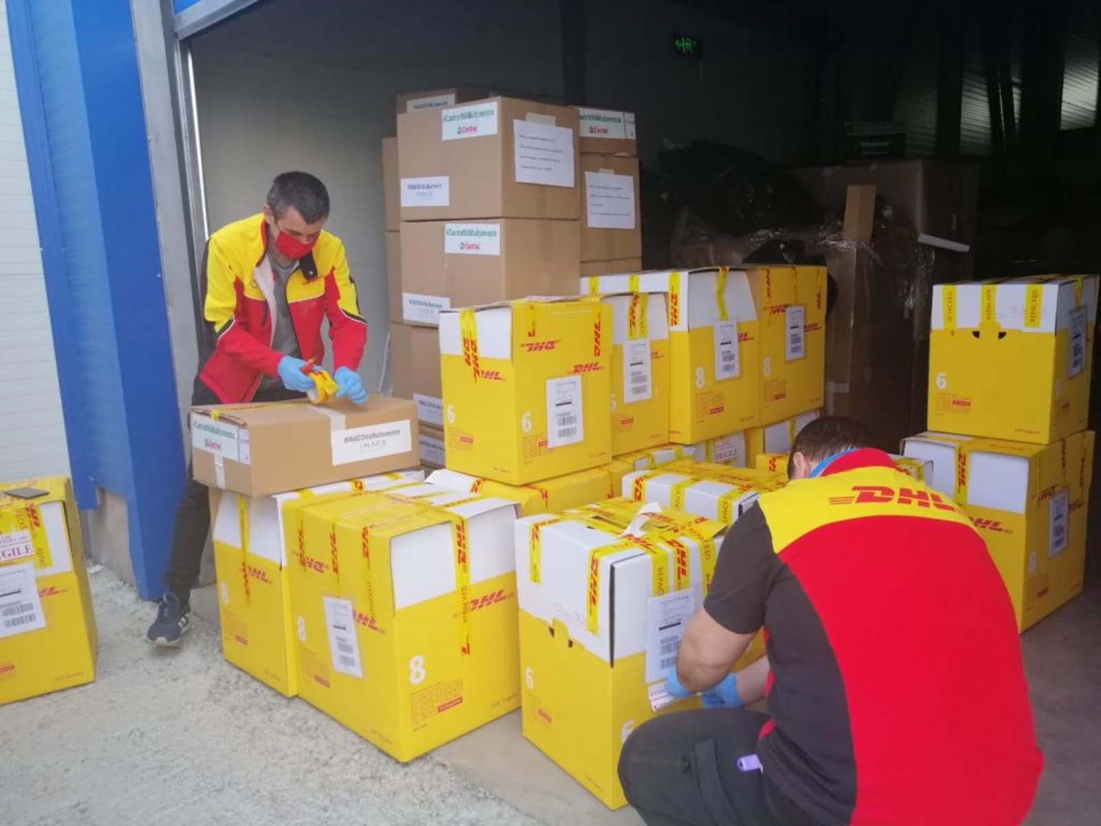 DHL România a livrat echipamente medicale esențiale pentru 20 de spitale din țară