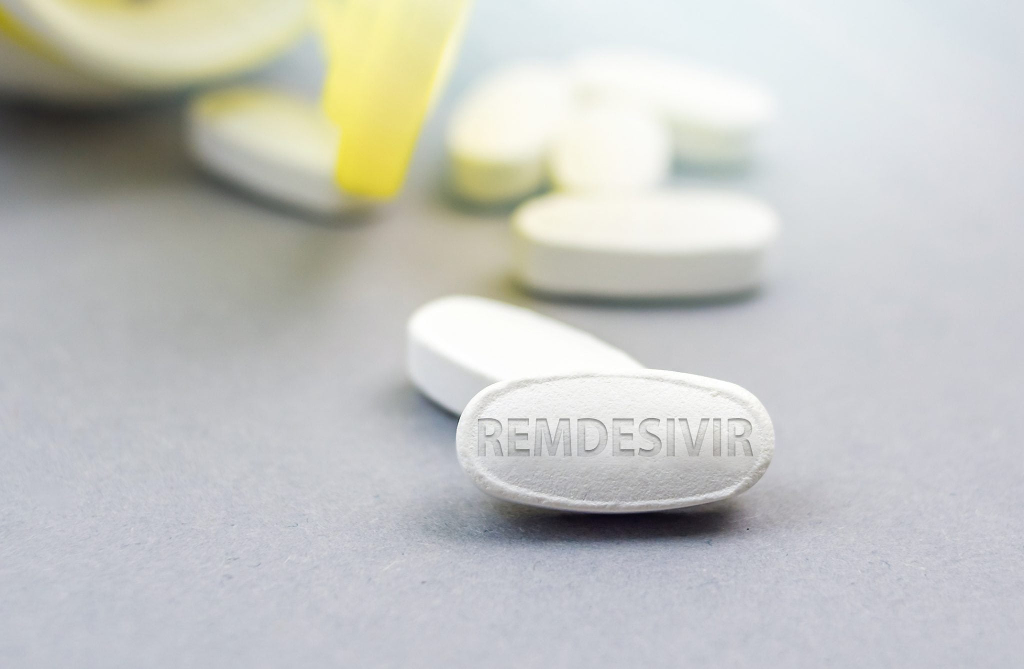 SUA și Japonia au aprobat medicamentul Remdesivir, care tratează Covid-19