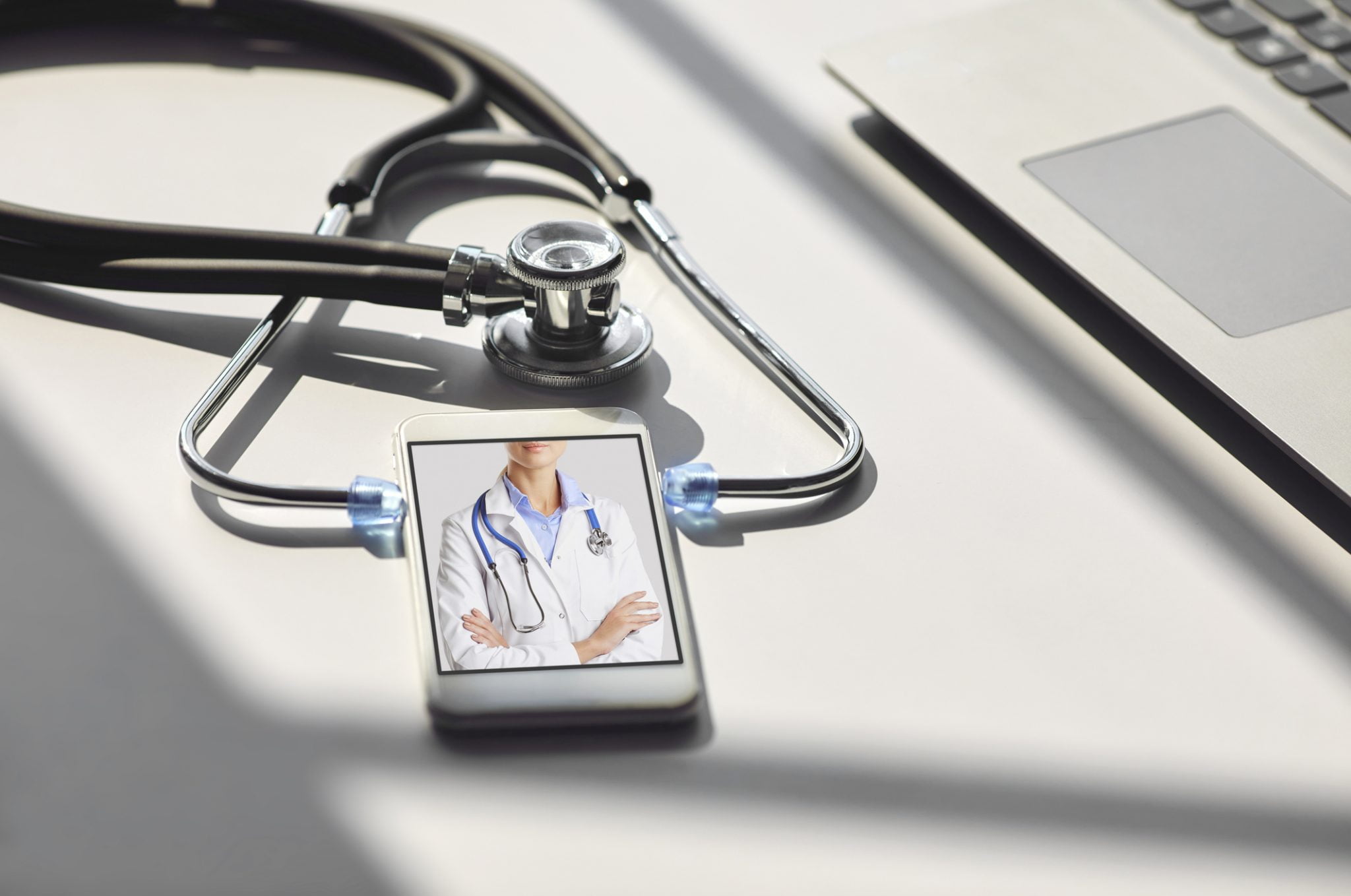 Investiție de 200.000 de dolari într-un serviciu de telemedicină din România