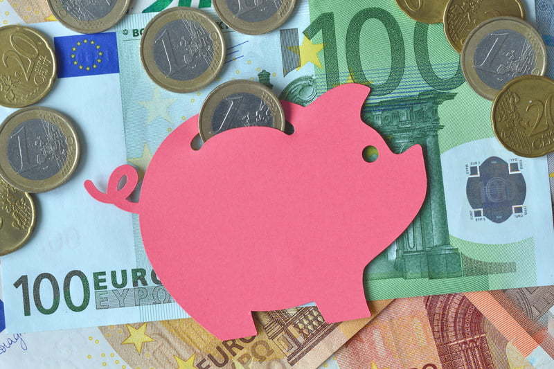 STUDIU: Românii au făcut economii în timpul pandemiei