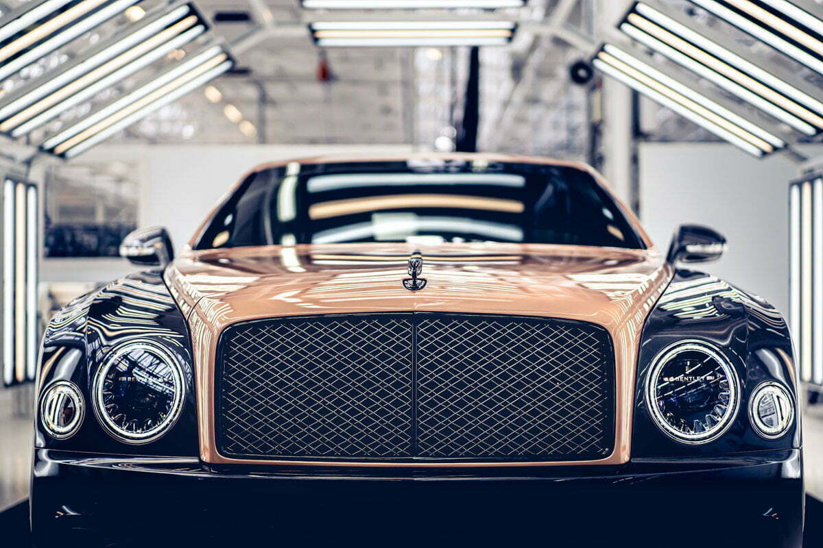 Sfârșitul unei ere: ultimul Bentley Mulsane a fost produs în atelierele din Crewe. Ce model preia șt...