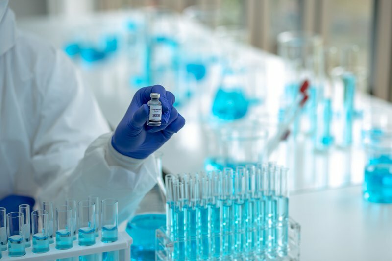 Peste 100 de vaccinuri împotriva Covid-19 sunt în dezvoltare