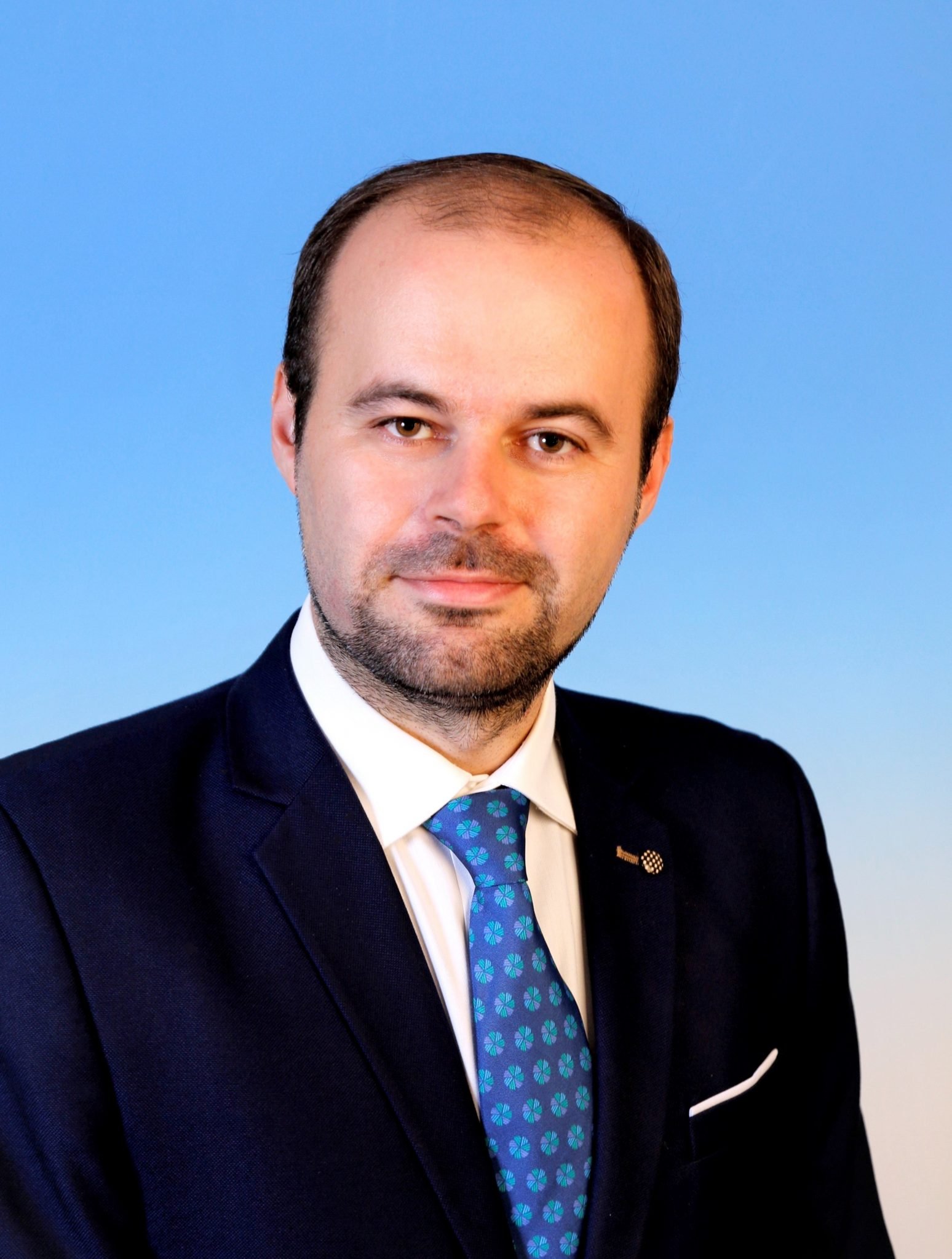 BNR reduce gradual dobânzile, fără a destabiliza cursul