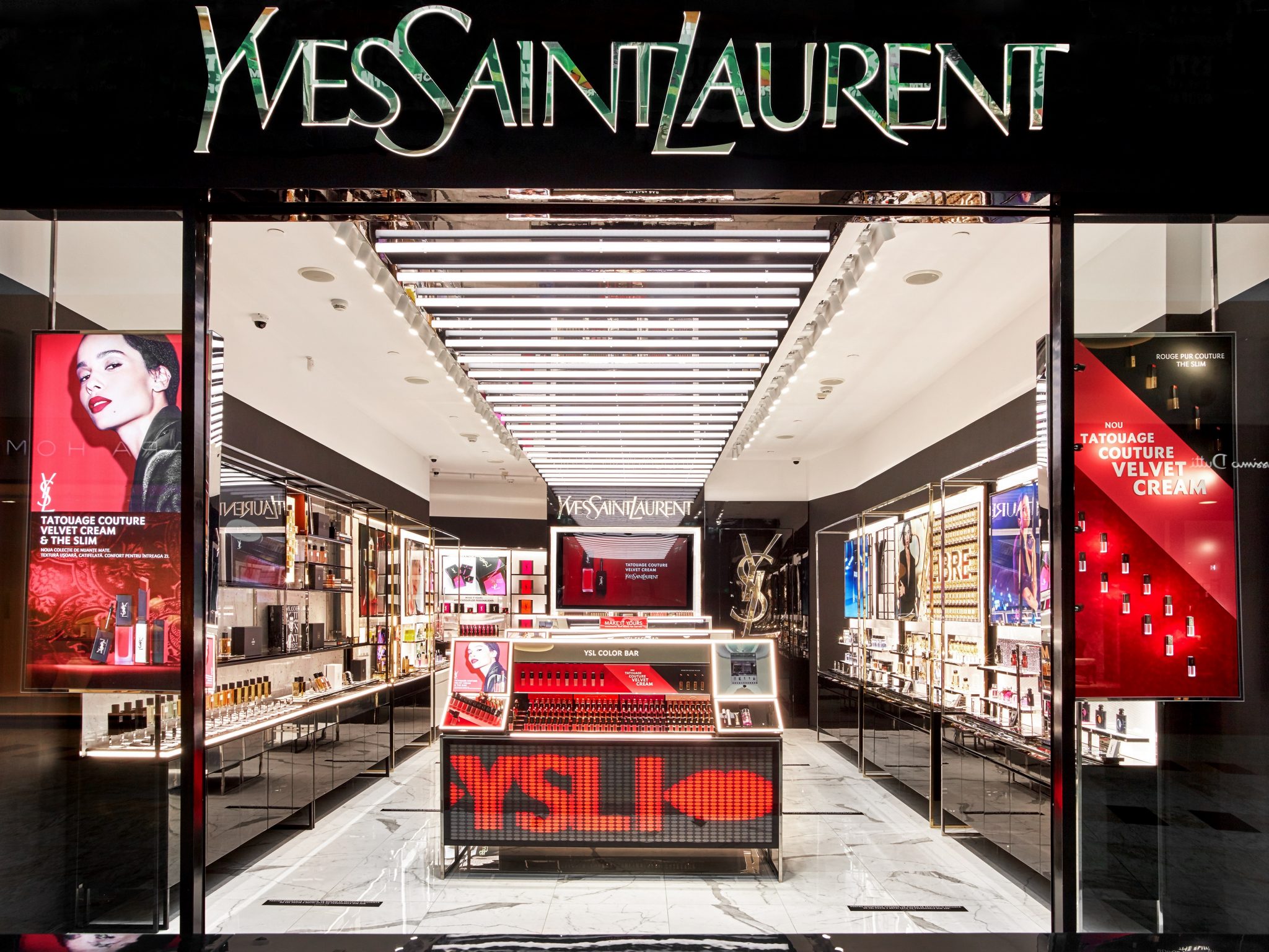 Primul boutique YSL Beauty din Europa, deschis în București