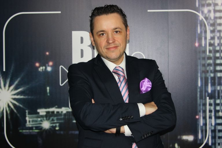 C Paraschiv bizilive